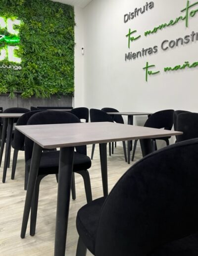Viceversa Coffee & Lounge  